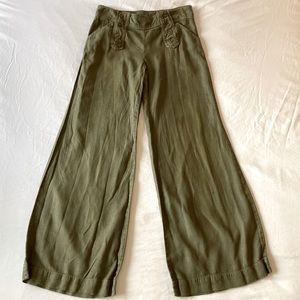 ANTHROPOLOGY SITWELL 100% linen, green pants. Size 4